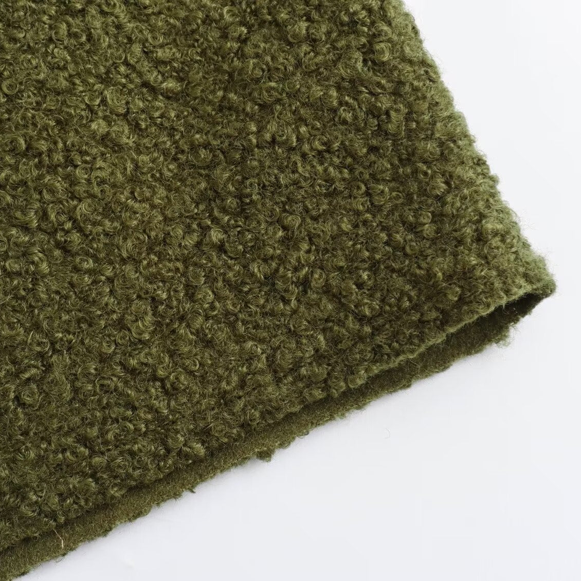 Lockeres Sweatshirt mit Stehkragen