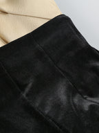 Schwarzes Maxikleid aus Samt