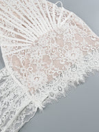 Schwarzes Mini-Kleid mit Korsett-Details