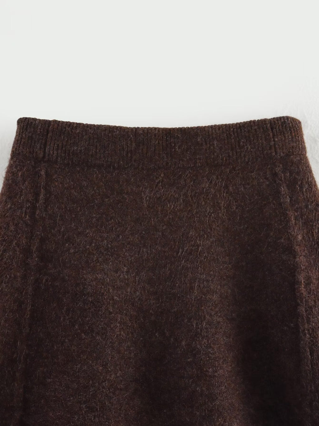 STRICKSET MIT STRICKJACKE UND A-LINIEN-ROCK