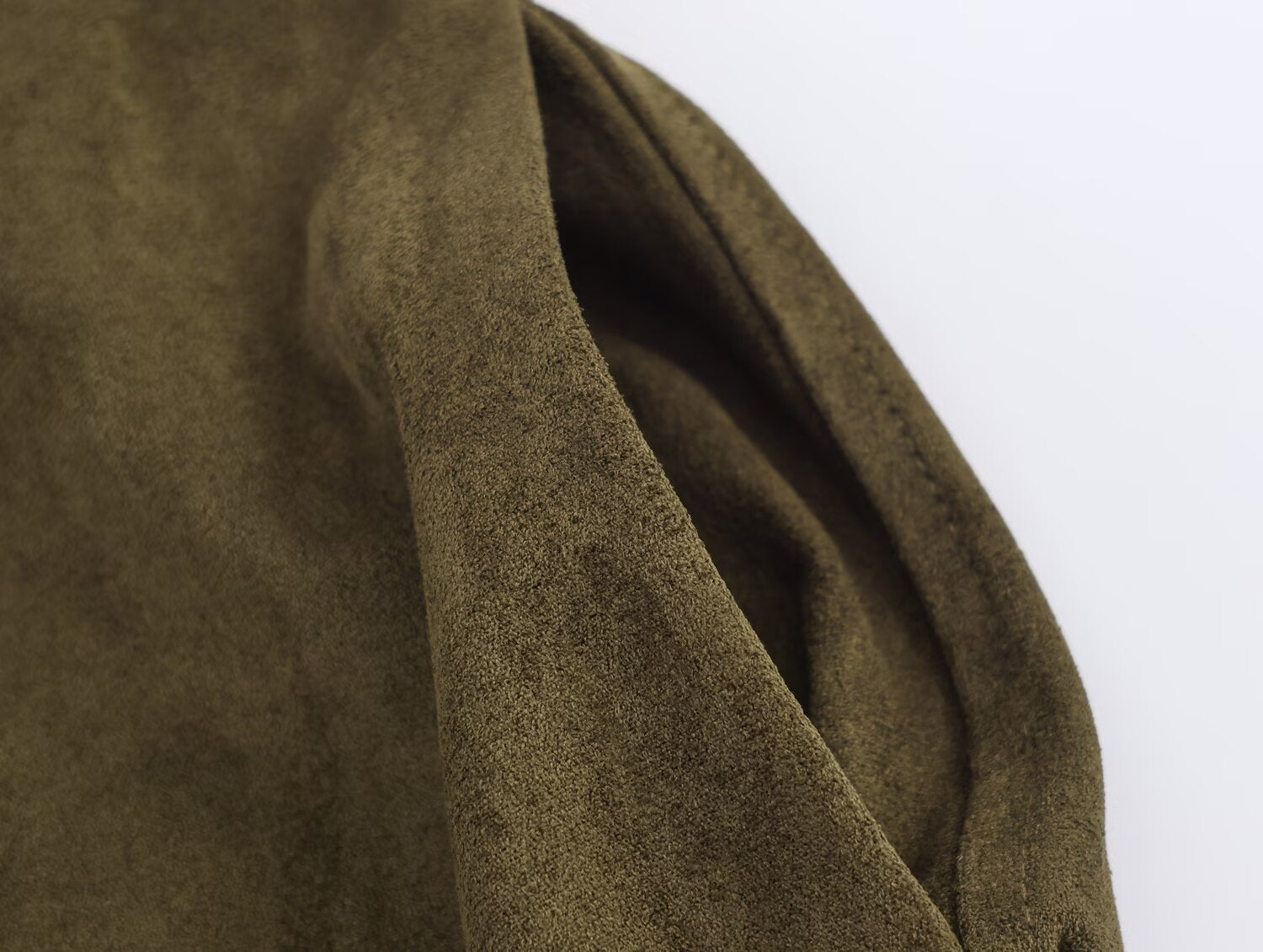 Schickes Wildleder-Hosen-Set