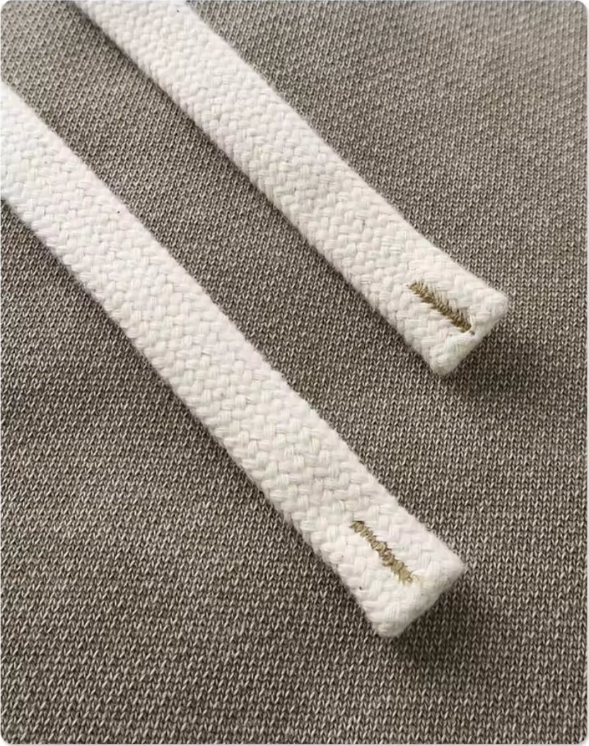 Hosen mit weitem Bein und Kordelzug